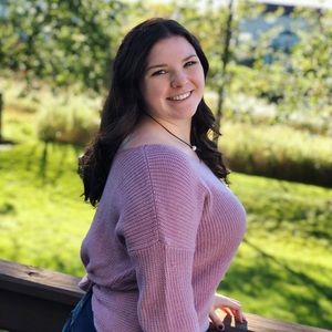 Meet your Posher, Emma